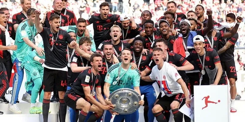 Bayern Munich hiện đang là đội giữ kỷ lục khi có được 32/61 lần vô địch